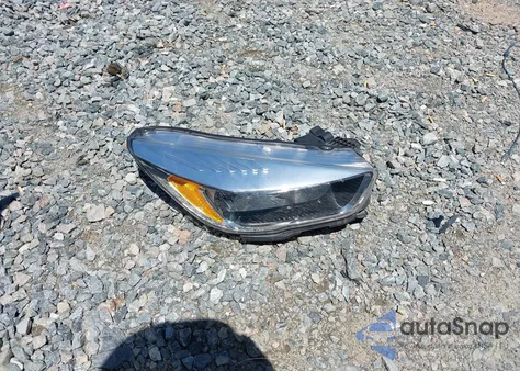 2018 Ford Escape Se z USA, uszkodzony, nr VIN 1FMCU0GD6JUB35242